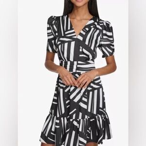 Karl Lagerfeld Abstract Print Satin Puff Sleeve V-Neck Dress Size 16
